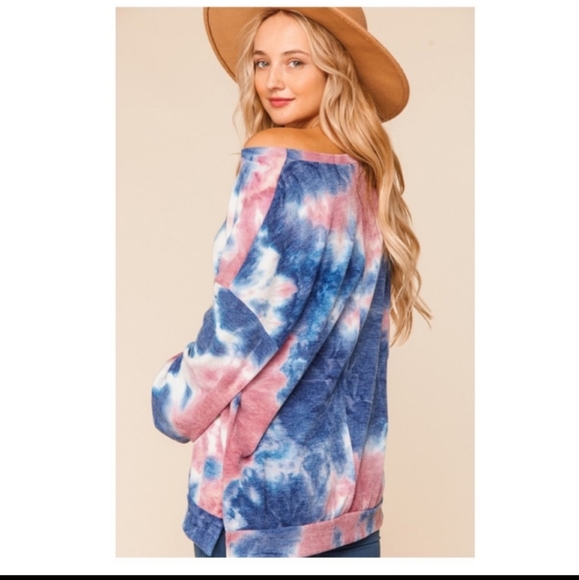 Tie-Dyed Sweater - Picture 7 of 8